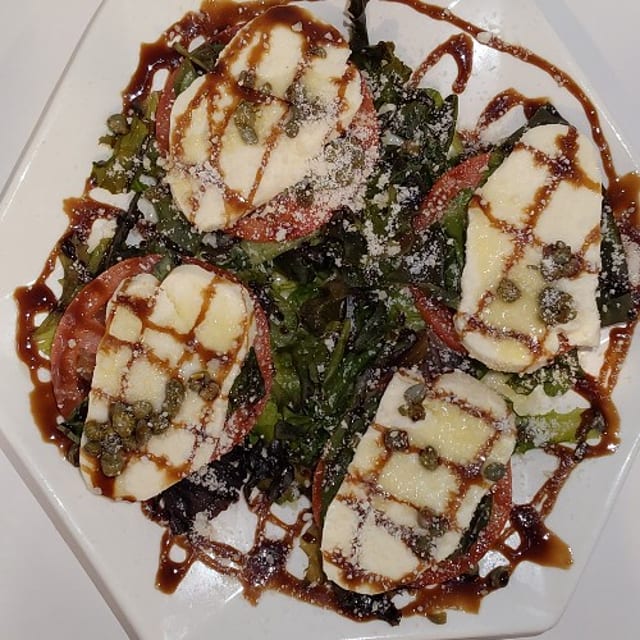 Mozzarella & Tomato Al Caprese.